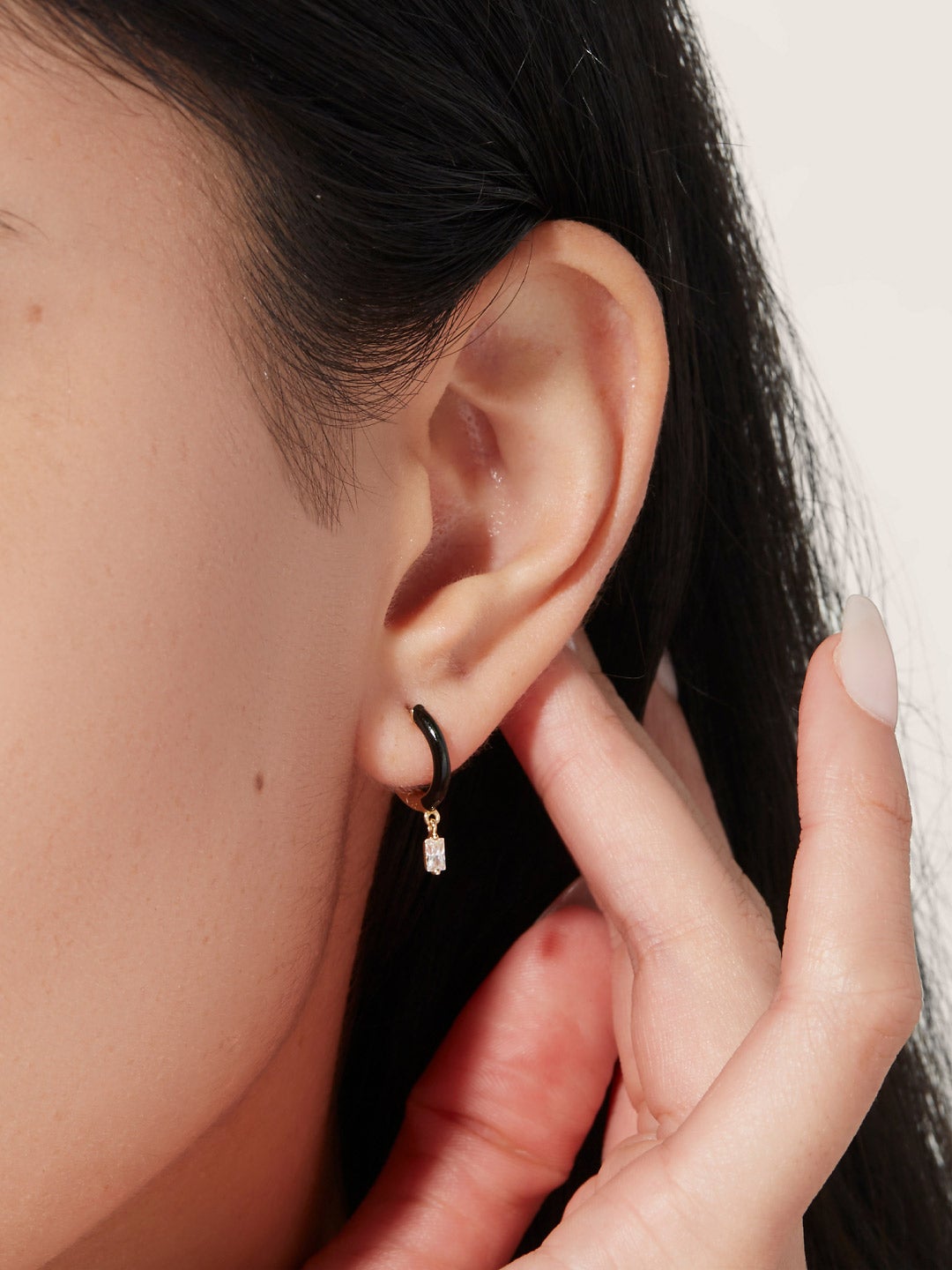 Ana Luisa Jewelry Earring Small Hoops Small Hoop Earrings Lee Black Silver