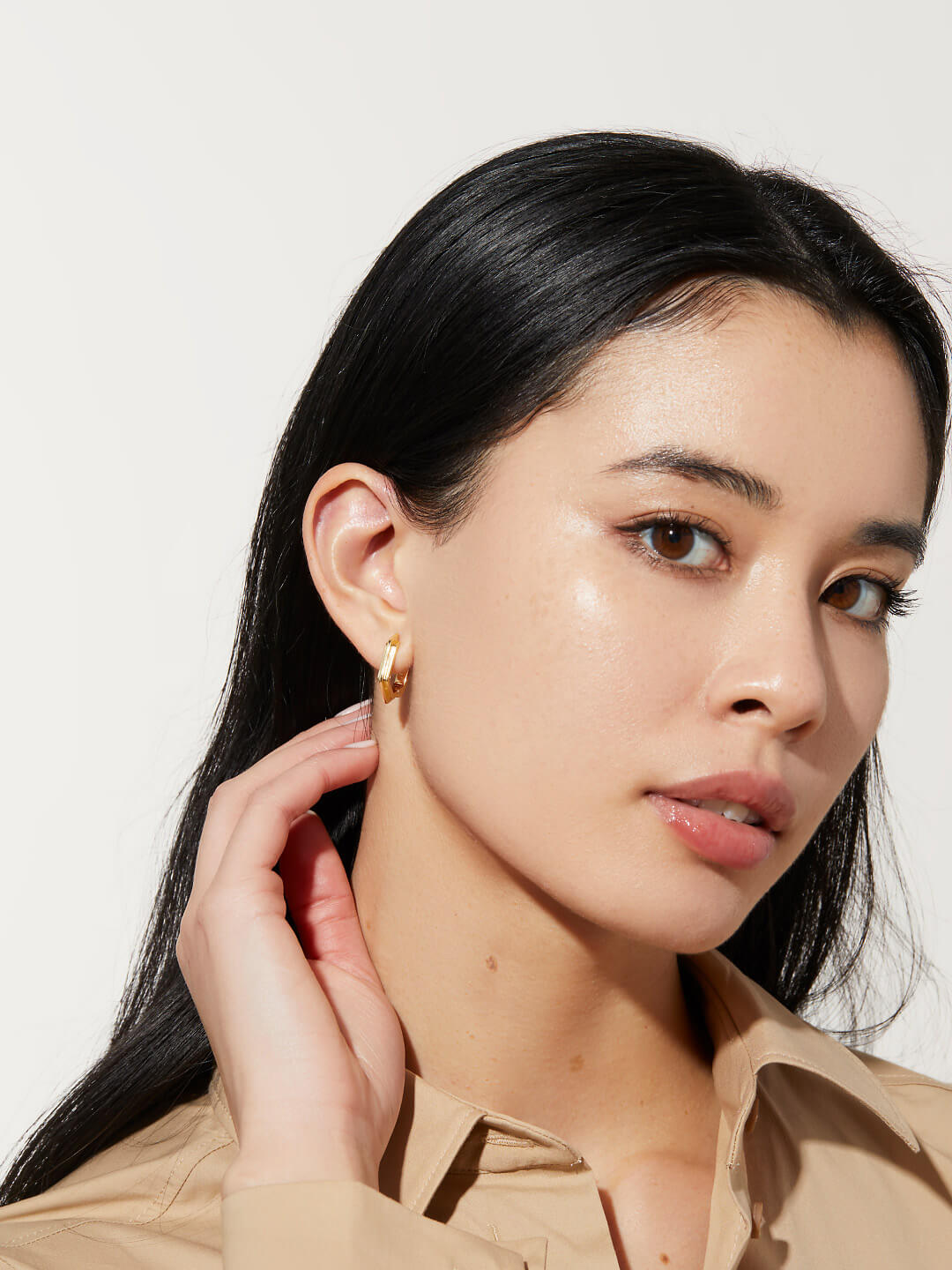 Ana Luisa Jewelry Earrings Medium Hoops Gold Hoop Earrings Alyssa Hoops Silver