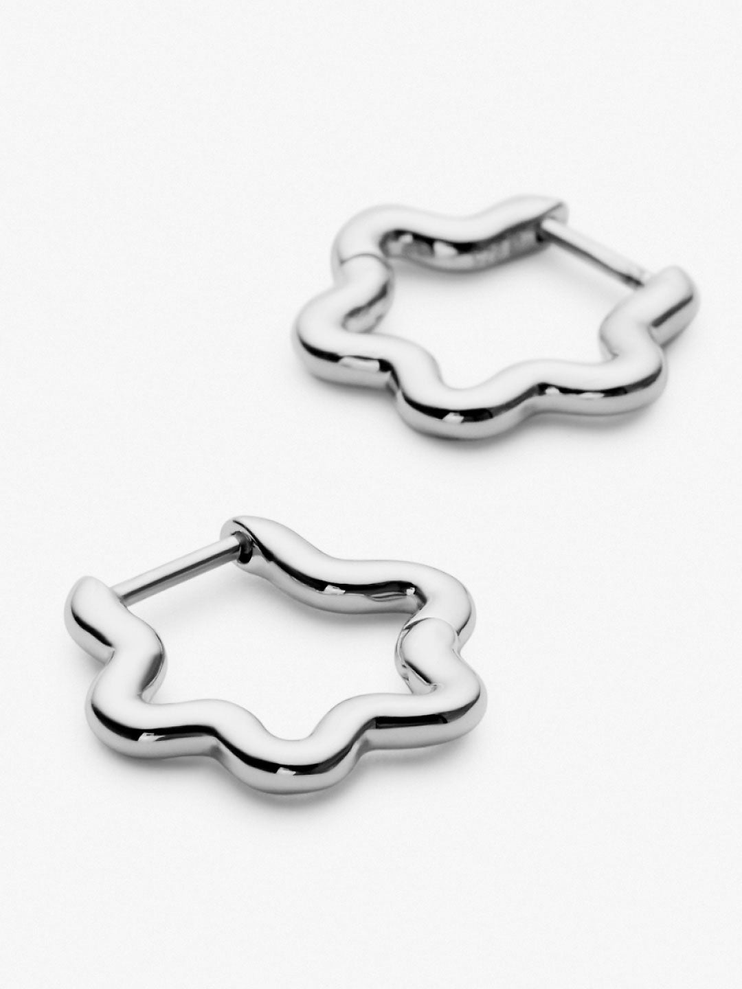Ana Luisa Jewelry Earrings Small Hoops Silver Hoop Earrings Onda Mini Silver Silver