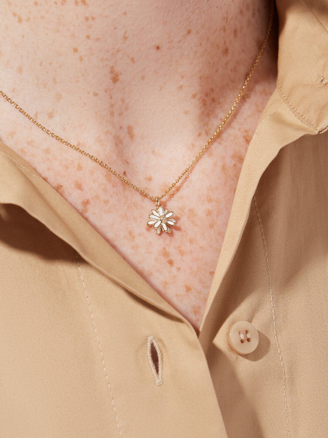 Ana Luisa Jewelry Necklaces Pendant Necklace Daisy Necklace Mikan Gold