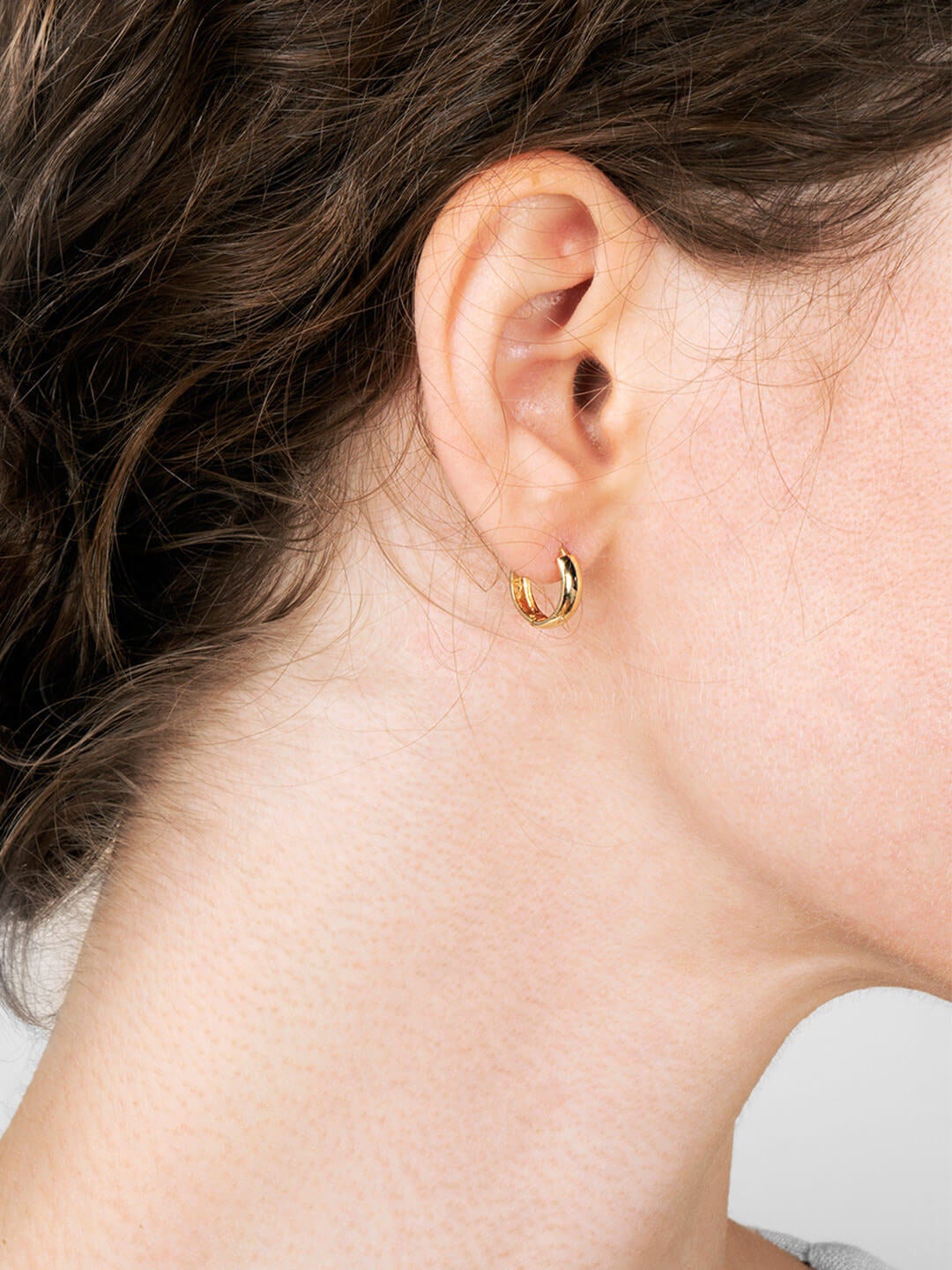 14K Gold Hoop Earrings - Huggie Hoops