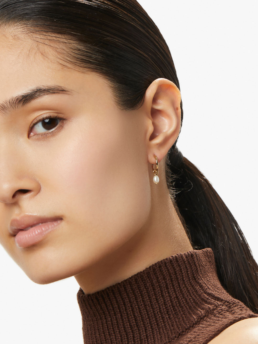 Ana Luisa Jewelry Earrings Hoops Earrings Pearl Huggie Hoops Frida Gold