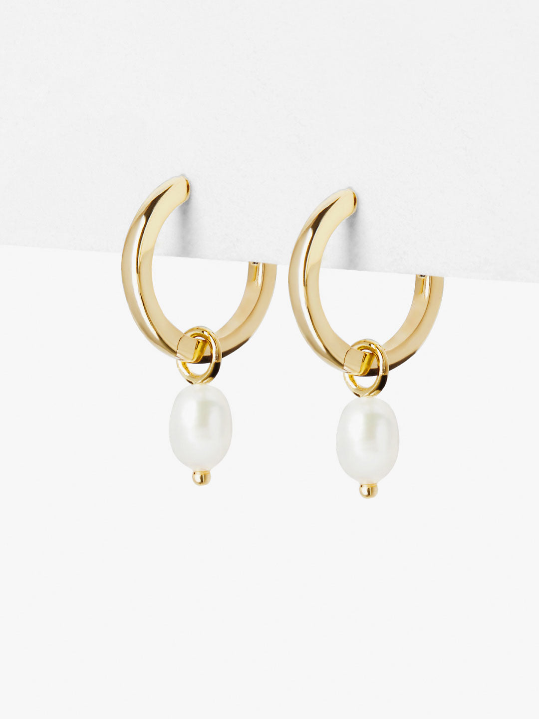 Ana Luisa Jewelry Earrings Hoops Earrings Pearl Huggie Hoops Frida Gold