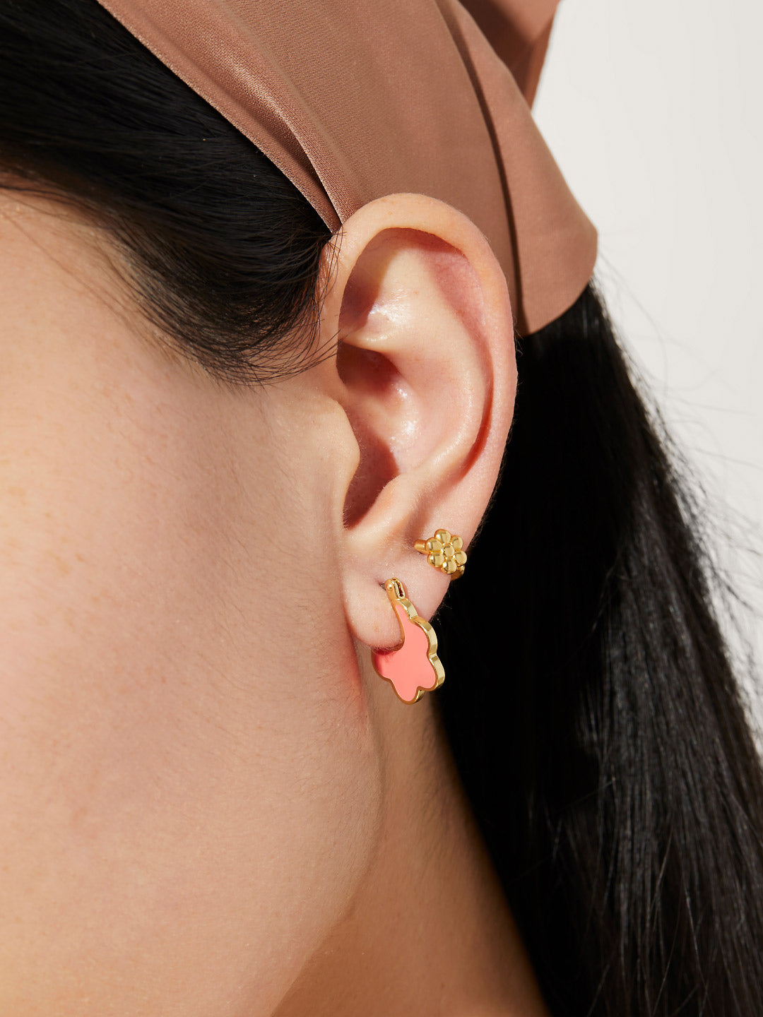 Ana Luisa Jewelry Earrings Medium Hoops Enamel Flower Hoops Gigi Pink Gold