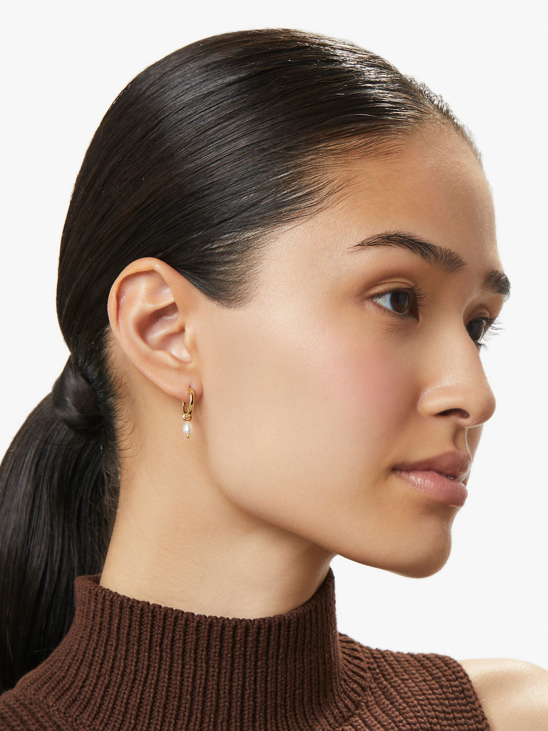 Ana Luisa Jewelry Earrings Hoops Earrings Pearl Huggie Hoops Frida Gold