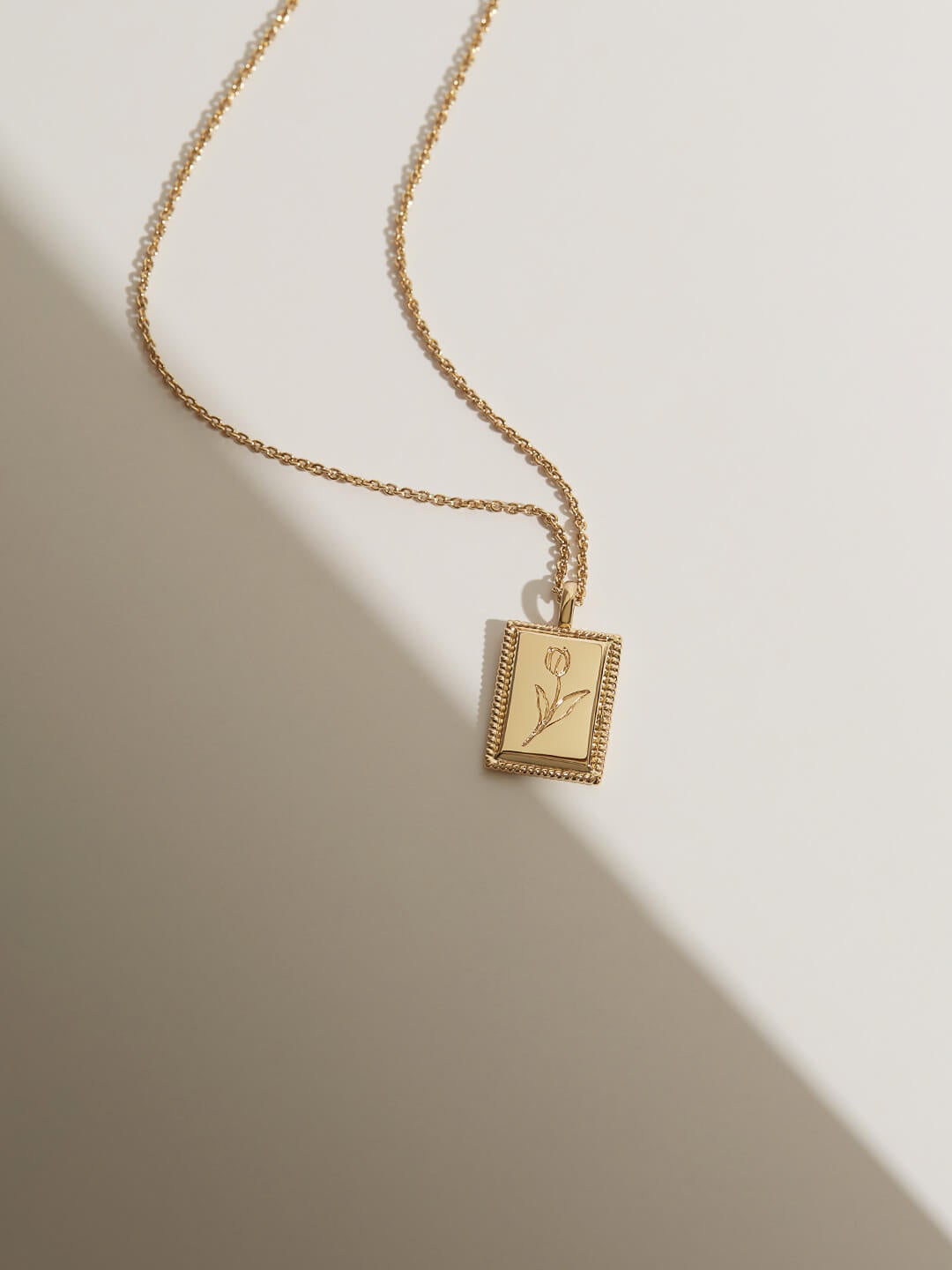 Ana Luisa Jewelry Necklace Pendant Necklace Flower Necklace Zoe Gold
